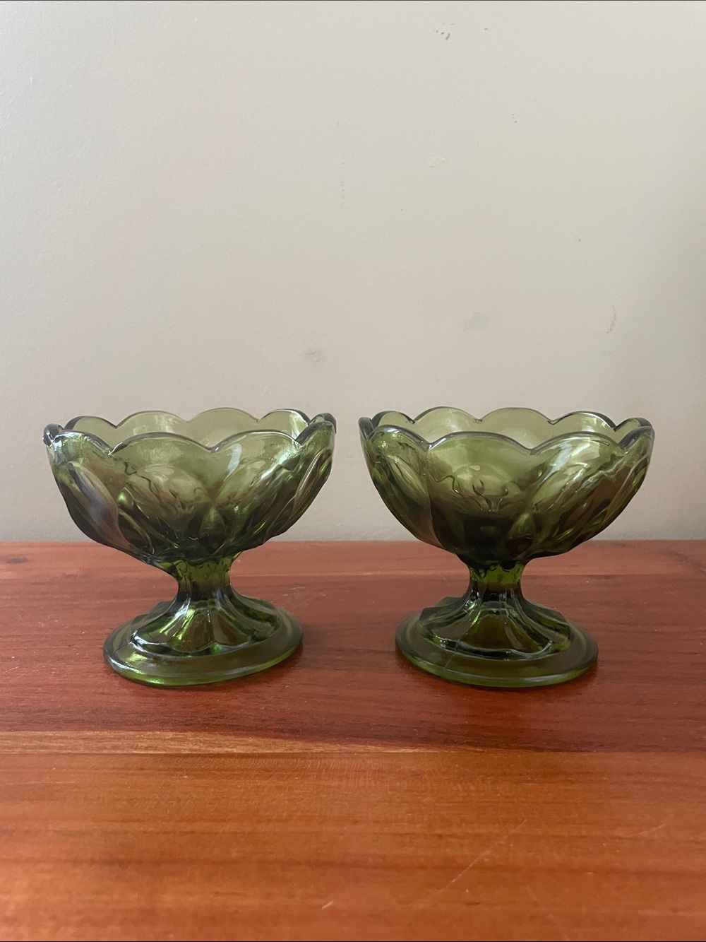 Anchor Hocking Fairfield avocado green scalloped compote vintage glass bowl